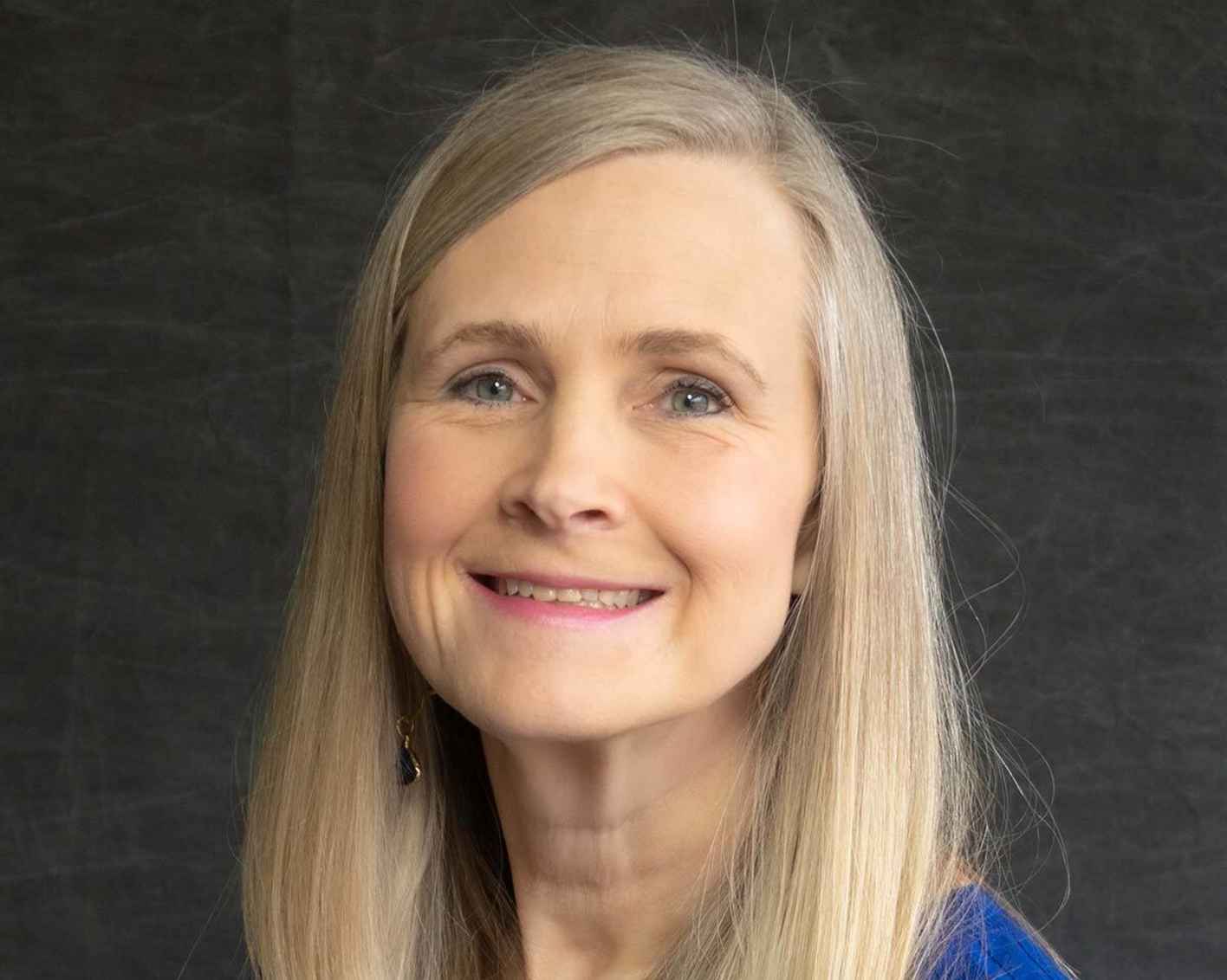 Amy Shumate headshot