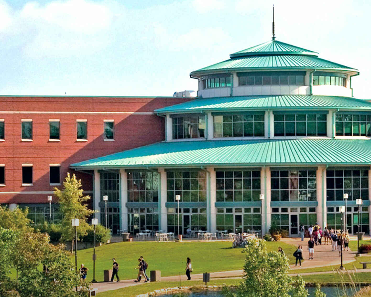 A photo of the UMSL campus