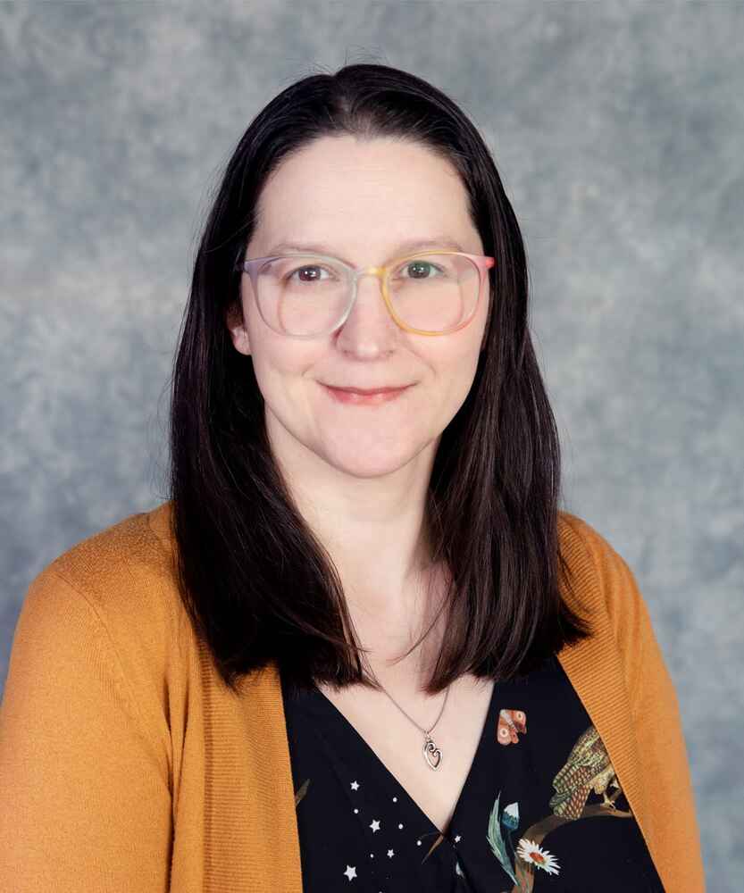 Christina George headshot